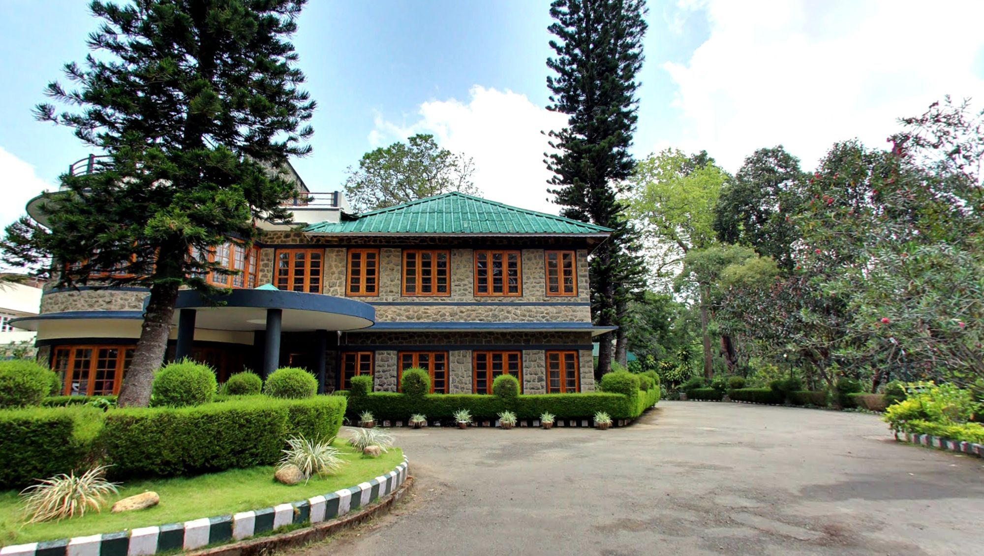 Готель Ktdc Aranya Nivas Thekkady Kumily Екстер'єр фото